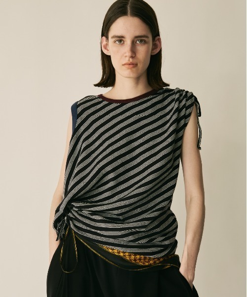 beautiful people(ビューティフルピープル)の「Miller double-neck multi color T-shirt(Tシャツ/カットソー・レディース・ブラック×ホワイト/ホワイト×ブラック/サックスブルー/レッド/ブラウン/ブラック・FREE)」の8枚目の写真