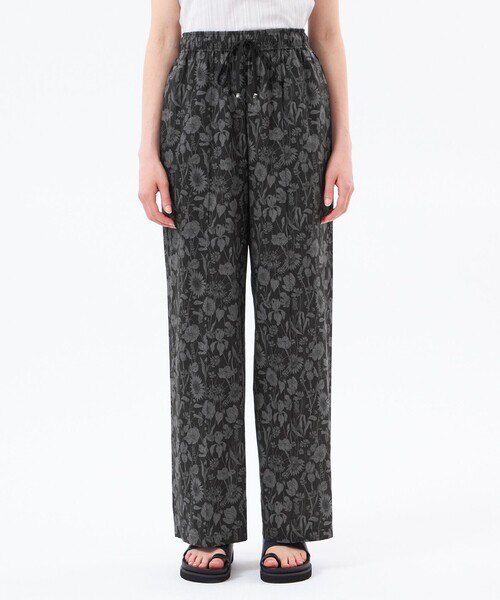 MACKINTOSH PHILOSOPHY(マッキントッシュ フィロソフィー)の「【Alby Easy Pants(アルビーイージーパンツ)】リバティプリント(その他パンツ・レディース・ライトブルー/ブラック・38/36)」の6枚目の写真