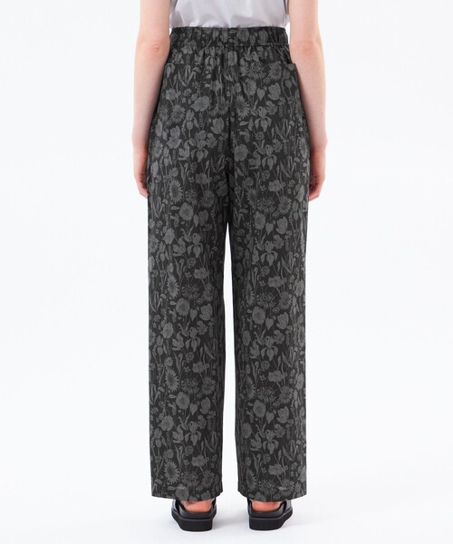 MACKINTOSH PHILOSOPHY(マッキントッシュ フィロソフィー)の「【Alby Easy Pants(アルビーイージーパンツ)】リバティプリント(その他パンツ・レディース・ライトブルー/ブラック・38/36)」の8枚目の写真