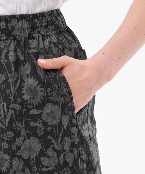 MACKINTOSH PHILOSOPHY(マッキントッシュ フィロソフィー)の「【Alby Easy Pants(アルビーイージーパンツ)】リバティプリント(その他パンツ・レディース・ライトブルー/ブラック・38/36)」の9枚目の写真