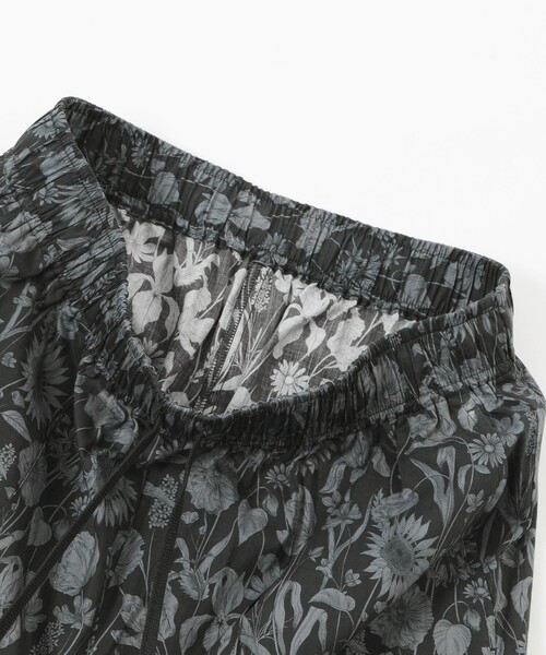MACKINTOSH PHILOSOPHY(マッキントッシュ フィロソフィー)の「【Alby Easy Pants(アルビーイージーパンツ)】リバティプリント(その他パンツ・レディース・ライトブルー/ブラック・38/36)」の10枚目の写真