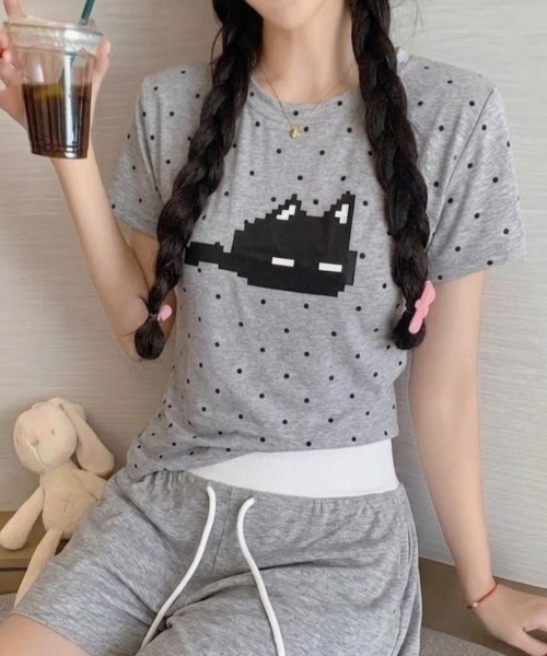 LADY LIKE(レディライク)の「2点セット ドットキャットプリントTシャツ&ショートパンツセット(Tシャツ/カットソー・レディース・グレー/ホワイト・M)」の6枚目の写真