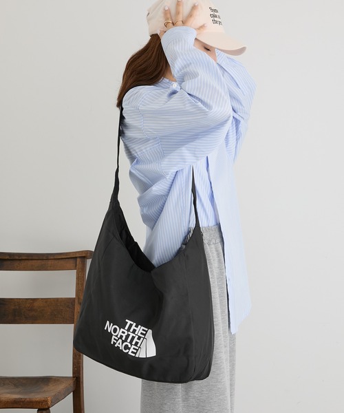 THE NORTH FACE(ザノースフェイス)の「【THE NORTH FACE】ショルダーバッグ NN2PR21(ショルダーバッグ・メンズ・キャメル/グレー/クリーム/ブラック・FREE)」の7枚目の写真