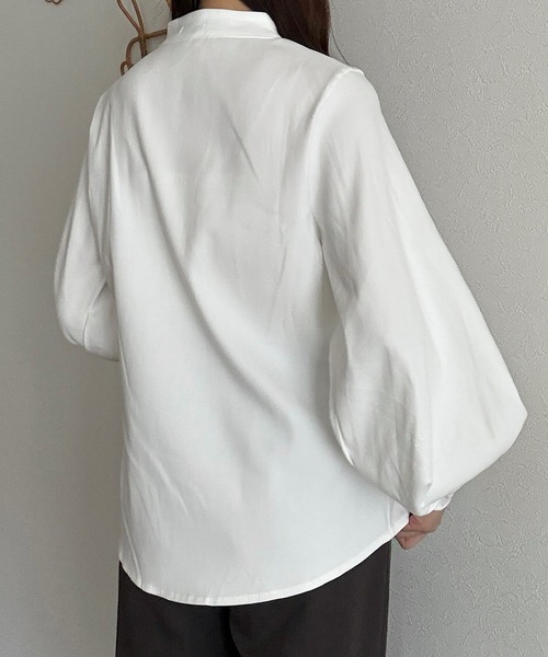 Cham.(チャム)の「バンドカラーバルーンスリーブシンプルシャツ(シャツ/ブラウス・レディース・ホワイト/ブラック/ブルー・FREE)」の22枚目の写真