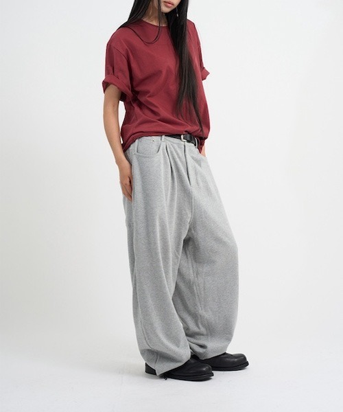 raucohouse(ラウコハウス)の「セミクロップド半袖Tシャツ(Tシャツ/カットソー・レディース・ブラック/ホワイト/グレー/ブルーグレー/バーガンディー・FREE)」の15枚目の写真