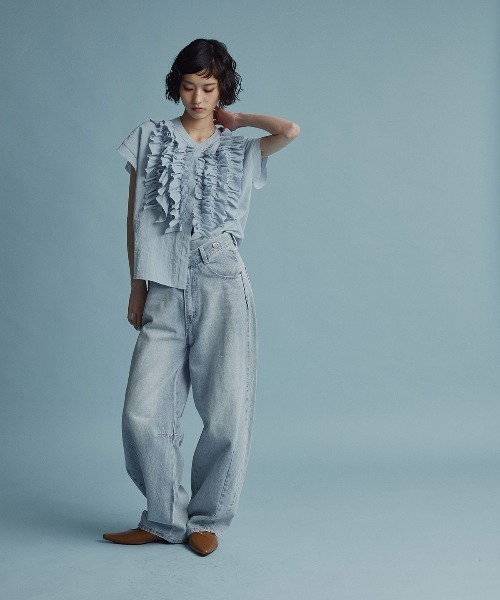 W:Huku(フーク)の「ミックスガーゼボリュームフリルノースリーブブラウス / Mixed-Gauze Voluminous Frill Sleeveless Blouse(シャツ/ブラウス・レディース・ブルー/ホワイト/ブラック・FREE)」の10枚目の写真