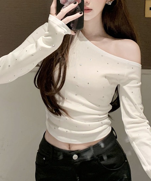 c.u.l(シーユーエル)の「ラインストーン ワンショルダー カットソー culw929(Tシャツ/カットソー・レディース・ブラック/ホワイト・M/S)」の7枚目の写真