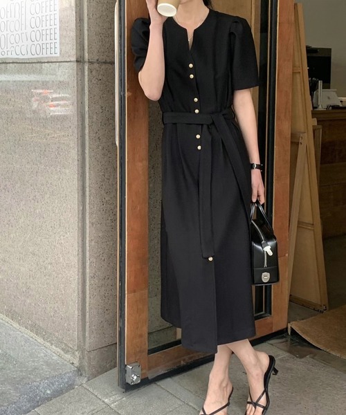 Doula Doula（ドゥーラドゥーラ）の「キーネックパフスリーブワンピース（ワンピース・レディース・ブラック/ベージュ・FREE）」の5枚目の写真