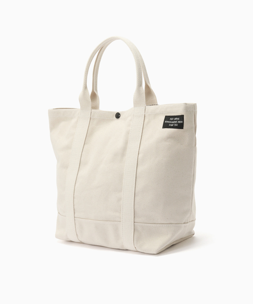 SAVE KHAKI UNITED(セーブカーキユナイテッド)の「PORT CANVAS MAINE ST. DAY TOTE(トートバッグ・メンズ・アイボリー/ネイビー・FREE)」の1枚目の写真
