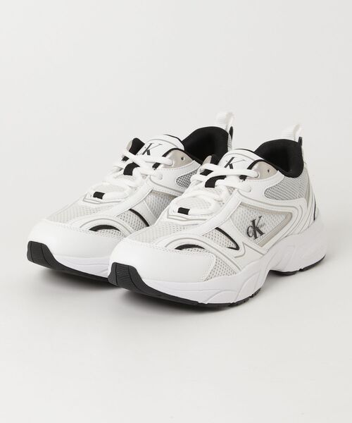 Calvin Klein(カルバン・クライン)の「スニーカー(スニーカー・レディース・ホワイト×ブラック・40/39/38/41)」の1枚目の写真