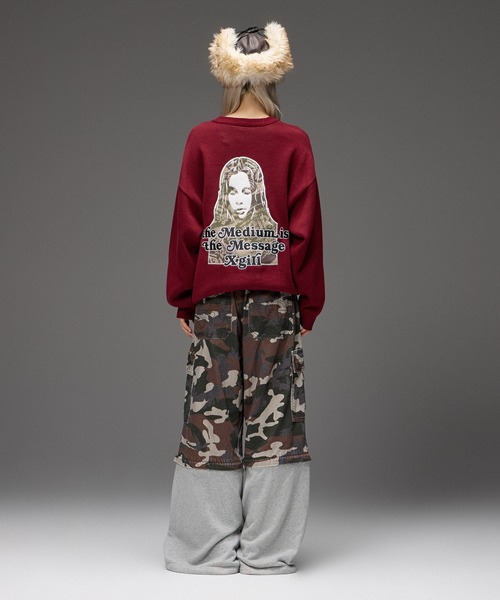 X-girl(エックスガール)の「CAMO FACE AND LOGO JACQUARD KNIT TOP(ニット/セーター・レディース・オフホワイト/バーガンディー/ブラック・ONE SIZE)」の11枚目の写真