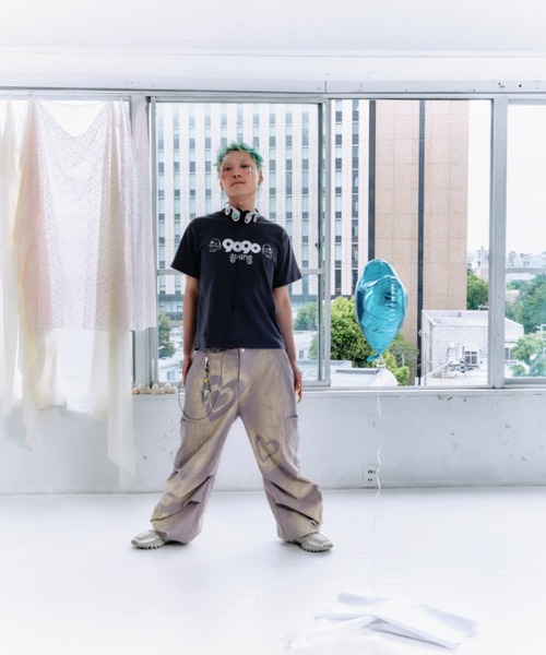 twins（nemne store）（ツインズ）の「9090 x twins logo tee（Tシャツ/カットソー・レディース・チャコール/ライトブルー・SMALL/LARGE/MEDIUM）」の5枚目の写真