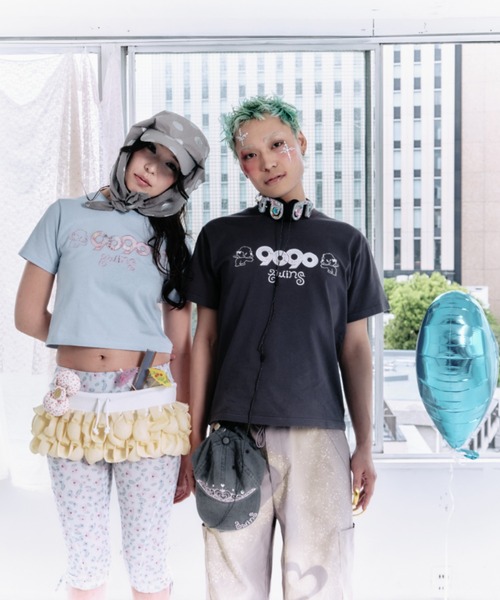 twins（nemne store）（ツインズ）の「9090 x twins logo tee（Tシャツ/カットソー・レディース・チャコール/ライトブルー・SMALL/LARGE/MEDIUM）」の3枚目の写真