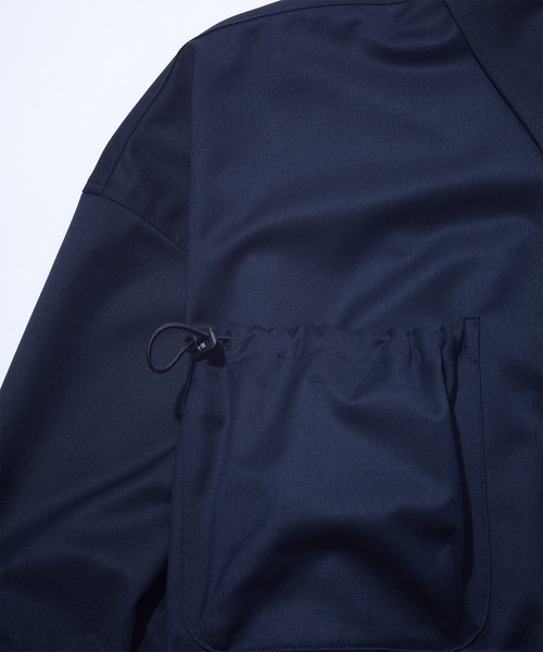 F/CE. (エフシーイー)の「F/CE. TECH TRANSFORM SHIRT / エフシーイー テック トランスフォーム シャツ(シャツ/ブラウス・レディース・ネイビー/ブラック/ストライプ・SMALL)」の10枚目の写真
