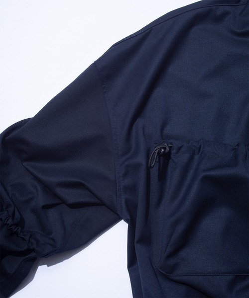 F/CE. (エフシーイー)の「F/CE. TECH TRANSFORM SHIRT / エフシーイー テック トランスフォーム シャツ(シャツ/ブラウス・レディース・ネイビー/ブラック/ストライプ・SMALL)」の11枚目の写真