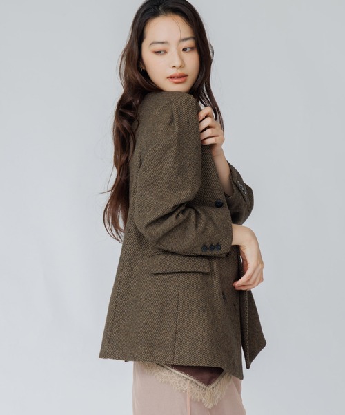 SENEE(セニー)の「wool touch tuck shoulder jacket(ウールタッチタックショルダージャケット)(テーラードジャケット・レディース・ブラウン/チャコール・SMALL/MEDIUM)」の13枚目の写真