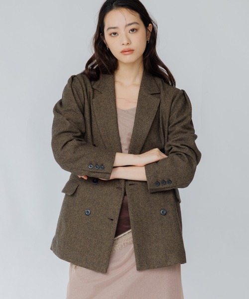 SENEE(セニー)の「wool touch tuck shoulder jacket(ウールタッチタックショルダージャケット)(テーラードジャケット・レディース・ブラウン/チャコール・SMALL/MEDIUM)」の11枚目の写真