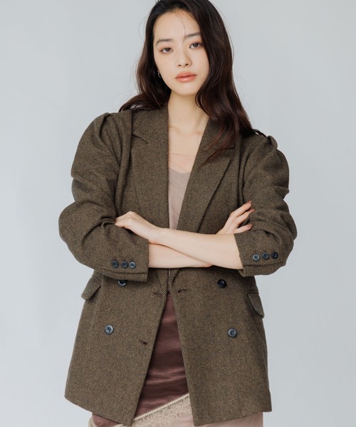 SENEE(セニー)の「wool touch tuck shoulder jacket(ウールタッチタックショルダージャケット)(テーラードジャケット・レディース・ブラウン/チャコール・SMALL/MEDIUM)」の10枚目の写真