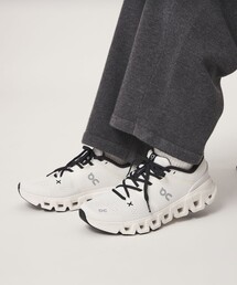 【WEB限定】<On>クラウド エックス 5 スニーカー