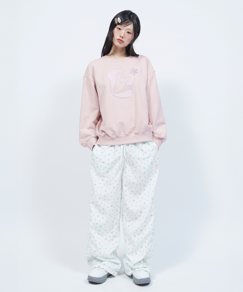 LMR(エルエムアール)の「アプリケフローラルロゴスウェット PINK(スウェット・レディース・PINK・SMALL/MEDIUM)」の12枚目の写真