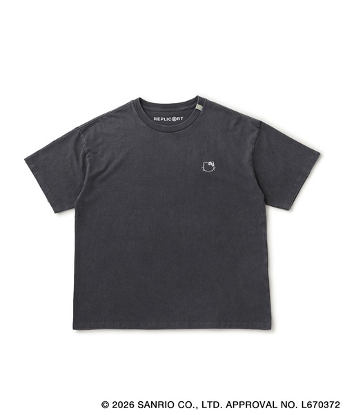 le cercle ADAM ET ROPE'(ルセルクルアダムエロペ)の「【HELLO KITTY/BLACK DESIGN SERIES別注】バックデザインTシャツ(Tシャツ/カットソー・メンズ・ホワイト/チャコールグレー・LL/M/L)」の14枚目の写真