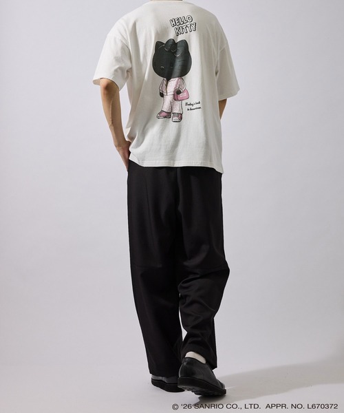 le cercle ADAM ET ROPE'(ルセルクルアダムエロペ)の「【HELLO KITTY/BLACK DESIGN SERIES別注】バックデザインTシャツ(Tシャツ/カットソー・メンズ・ホワイト/チャコールグレー・LL/M/L)」の13枚目の写真