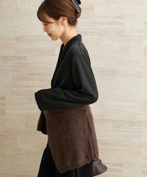 plage(プラージュ)の「dull satin classic シャツ(シャツ/ブラウス・レディース・ブラック/アイボリー・FREE)」の10枚目の写真