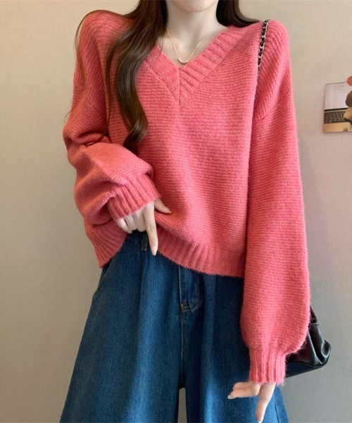 AMAJI(アマジ)の「Vネック ショート丈 ニットトップス(ニット/セーター・レディース・ベージュ/パープル/イエロー/ライトピンク・FREE)」の6枚目の写真