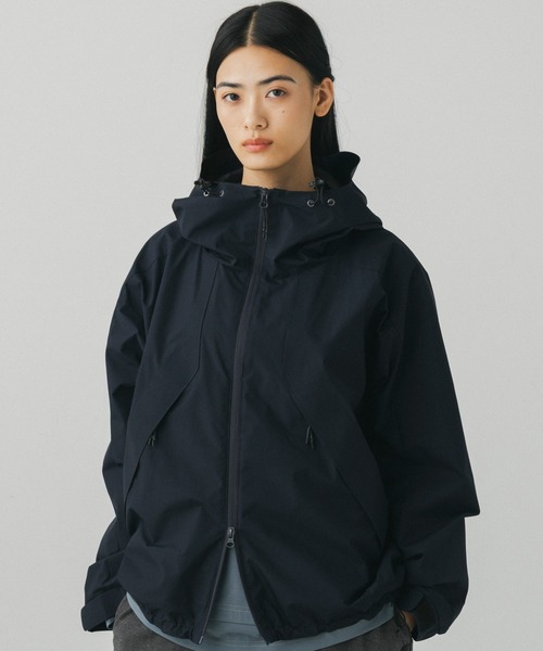 +phenix(プラスフェニックス)の「+phenix(プラスフェニックス)MOUNTAIN PARKA マウンテンパーカー / WINDSTOPPER PRODUCTS BY GORE-TEX LABS(マウンテンパーカー・メンズ・グレー/ネイビー/ブラック・L/M/S)」の3枚目の写真