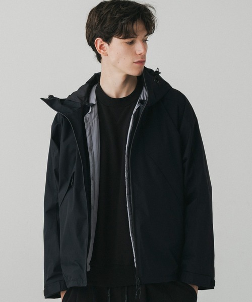 +phenix(プラスフェニックス)の「+phenix(プラスフェニックス)MOUNTAIN PARKA マウンテンパーカー / WINDSTOPPER PRODUCTS BY GORE-TEX LABS(マウンテンパーカー・メンズ・グレー/ネイビー/ブラック・L/M/S)」の2枚目の写真