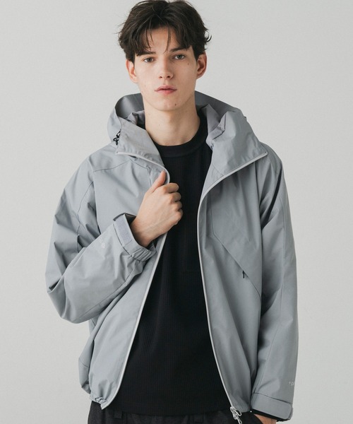 +phenix(プラスフェニックス)の「+phenix(プラスフェニックス)MOUNTAIN PARKA マウンテンパーカー / WINDSTOPPER PRODUCTS BY GORE-TEX LABS(マウンテンパーカー・メンズ・グレー/ネイビー/ブラック・L/M/S)」の10枚目の写真