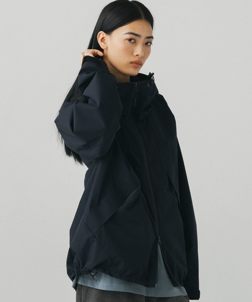 +phenix(プラスフェニックス)の「+phenix(プラスフェニックス)MOUNTAIN PARKA マウンテンパーカー / WINDSTOPPER PRODUCTS BY GORE-TEX LABS(マウンテンパーカー・メンズ・グレー/ネイビー/ブラック・L/M/S)」の15枚目の写真
