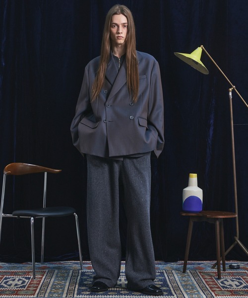 MAISON SPECIAL(メゾンスペシャル)の「《UNISEX》シャイニーストライプへリンボーンプライムワイドニットパンツ/Shiny Stripe Herringbone Prime-Wide Knit Pants【MAISON SPECIAL/メゾンスペシャル】■セットアップ対応■(その他パンツ・メンズ・チャコールグレー/ブラック・0/1/2)」の21枚目の写真