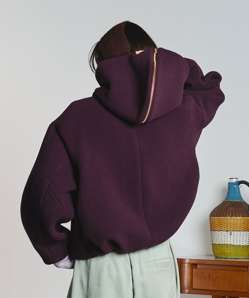 mici(ミチ)の「mici/SHORT HOODED JACKET(その他アウター・レディース・ネイビー/バーガンディー・M/S)」の6枚目の写真