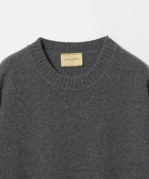 UNITED ARROWS(ユナイテッドアローズ)の「カシミヤ クルーネック ニット(ニット/セーター・レディース・ブラック/レッド/ダークグレー・FREE)」の5枚目の写真