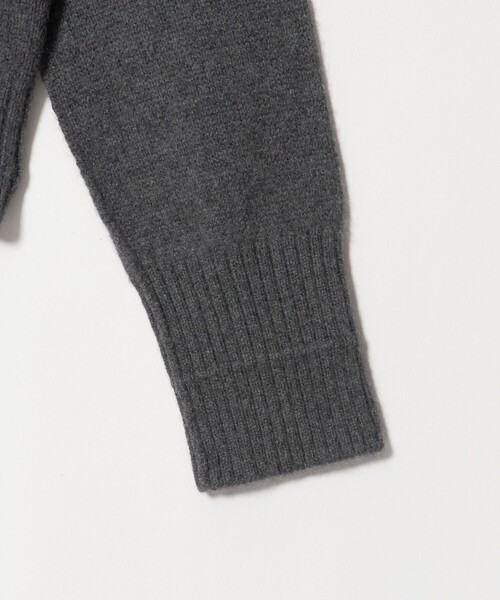 UNITED ARROWS(ユナイテッドアローズ)の「カシミヤ クルーネック ニット(ニット/セーター・レディース・ブラック/レッド/ダークグレー・FREE)」の6枚目の写真