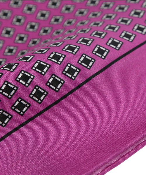 POLO RALPH LAUREN（ポロ ラルフ ローレン）の「シルク フーラード ポケット スクエア（バンダナ/スカーフ・メンズ・ネイビー/ピンク・ONE SIZE）」の6枚目の写真