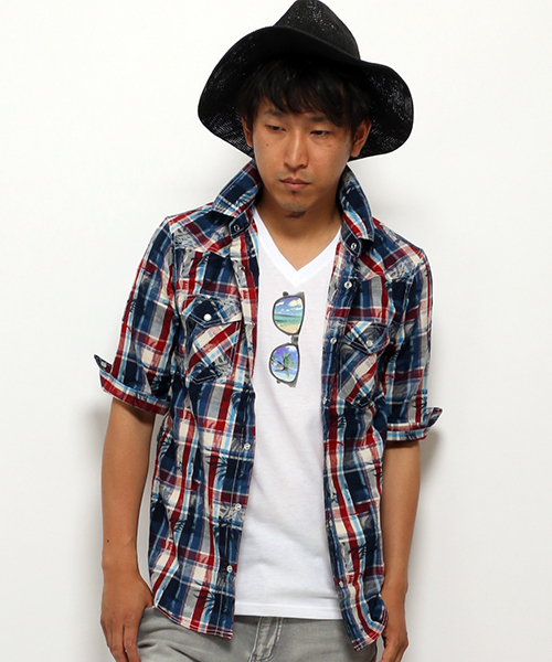 VENCEEXCHANGE（ヴァンスエクスチェンジ）の「ボタニカルジャガードチェック5分袖シャツ（シャツ/ブラウス・メンズ・Red/ブラック・MEDIUM/LARGE）」の2枚目の写真