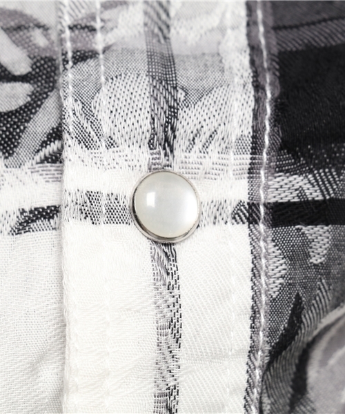 VENCEEXCHANGE（ヴァンスエクスチェンジ）の「ボタニカルジャガードチェック5分袖シャツ（シャツ/ブラウス・メンズ・Red/ブラック・MEDIUM/LARGE）」の9枚目の写真