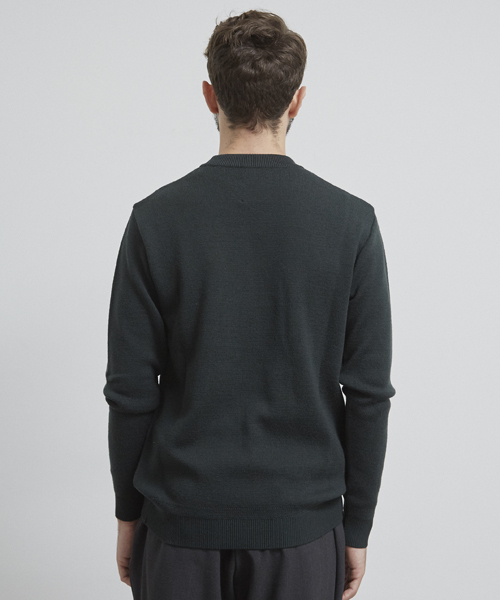 UNITED TOKYO(ユナイテッドトウキョウ)の「ZEGNA BARUFFA Cashwoolクルーネックニット(ニット/セーター・メンズ・ブラウン/グリーン/レッド/ホワイト/グレー/ネイビー・2/1/3)」の13枚目の写真