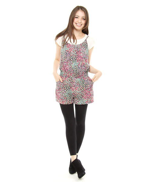 Khaju(カージュ)の「KHAJU:FLOWER COMBINATION(つなぎ/オールインワン・レディース・オレンジ/ピンク・ONE SIZE)」の2枚目の写真
