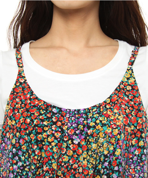 Khaju(カージュ)の「KHAJU:FLOWER COMBINATION(つなぎ/オールインワン・レディース・オレンジ/ピンク・ONE SIZE)」の5枚目の写真