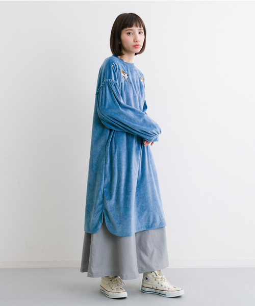 Merlot メルロー の キツネザル刺繍ベロアワンピース50 ワンピース Wear