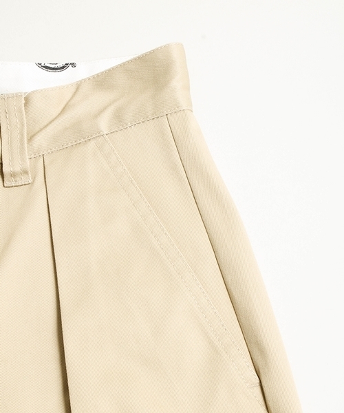 Dickies（ディッキーズ）の「∴WEGO/Dickiesハイウエストパンツ（チノパンツ・メンズ・ベージュ/ブラック・LARGE/MEDIUM）」の13枚目の写真