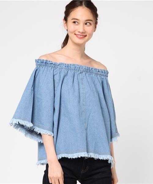 MERLOT（メルロー）の「デニムフリンジオフショルダーブラウス605-8527（シャツ/ブラウス・レディース・ブルー/ライトブルー・FREE）」の14枚目の写真