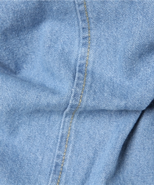 MERLOT（メルロー）の「デニムフリンジオフショルダーブラウス605-8527（シャツ/ブラウス・レディース・ブルー/ライトブルー・FREE）」の7枚目の写真