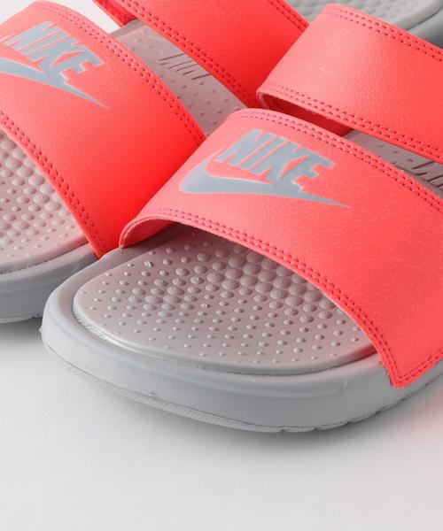 NIKE（ナイキ）の「NIKE（ナイキ） ベナッシデュオ ウルトラスライド（サンダル・レディース・ホワイト/ブラック・23cm/25cm/24cm）」の7枚目の写真