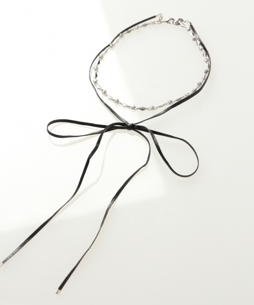 JEANASIS（ジーナシス）の「ビジューミックスチョーカー/763515（ネックレス・レディース・ブラック系その他2/ブラック系その他・FREE）」の2枚目の写真