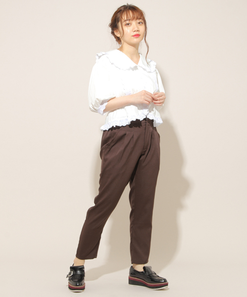 apres jour（アプレジュール）の「ベーシックリラテーパードパンツ【ZOZOTOWN限定アイテム】（その他パンツ・レディース・ブラック/ダークブラウン・フリー）」の7枚目の写真