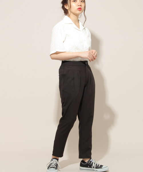 apres jour（アプレジュール）の「ベーシックリラテーパードパンツ【ZOZOTOWN限定アイテム】（その他パンツ・レディース・ブラック/ダークブラウン・フリー）」の11枚目の写真